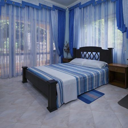 Seybreeze Villa Anse Royale Eksteriør billede